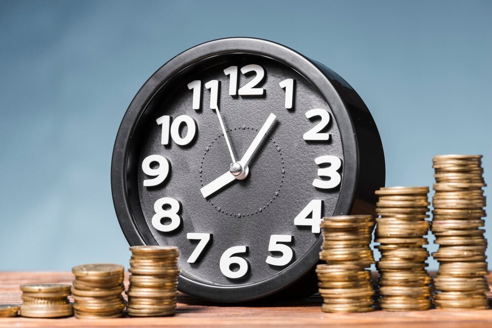 Hourly to Salary Calculator